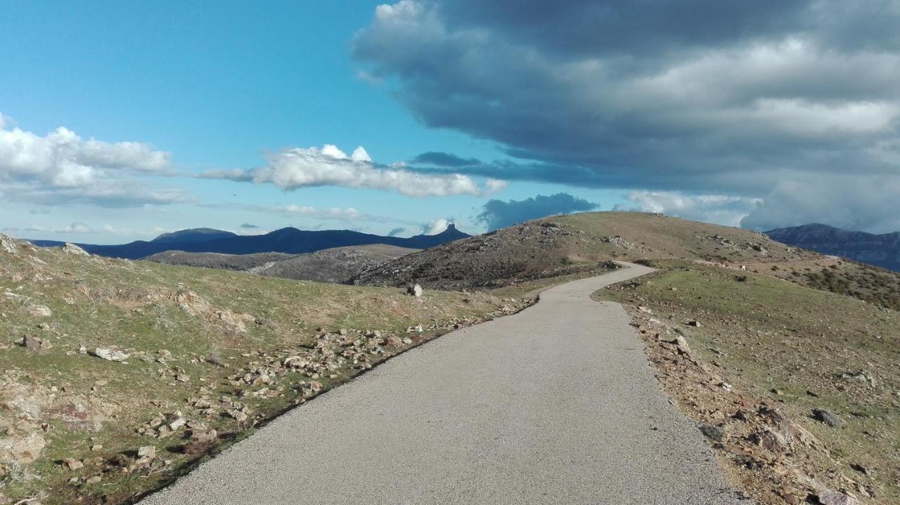La Corte Dei Baroni Loceri Exteriör bild