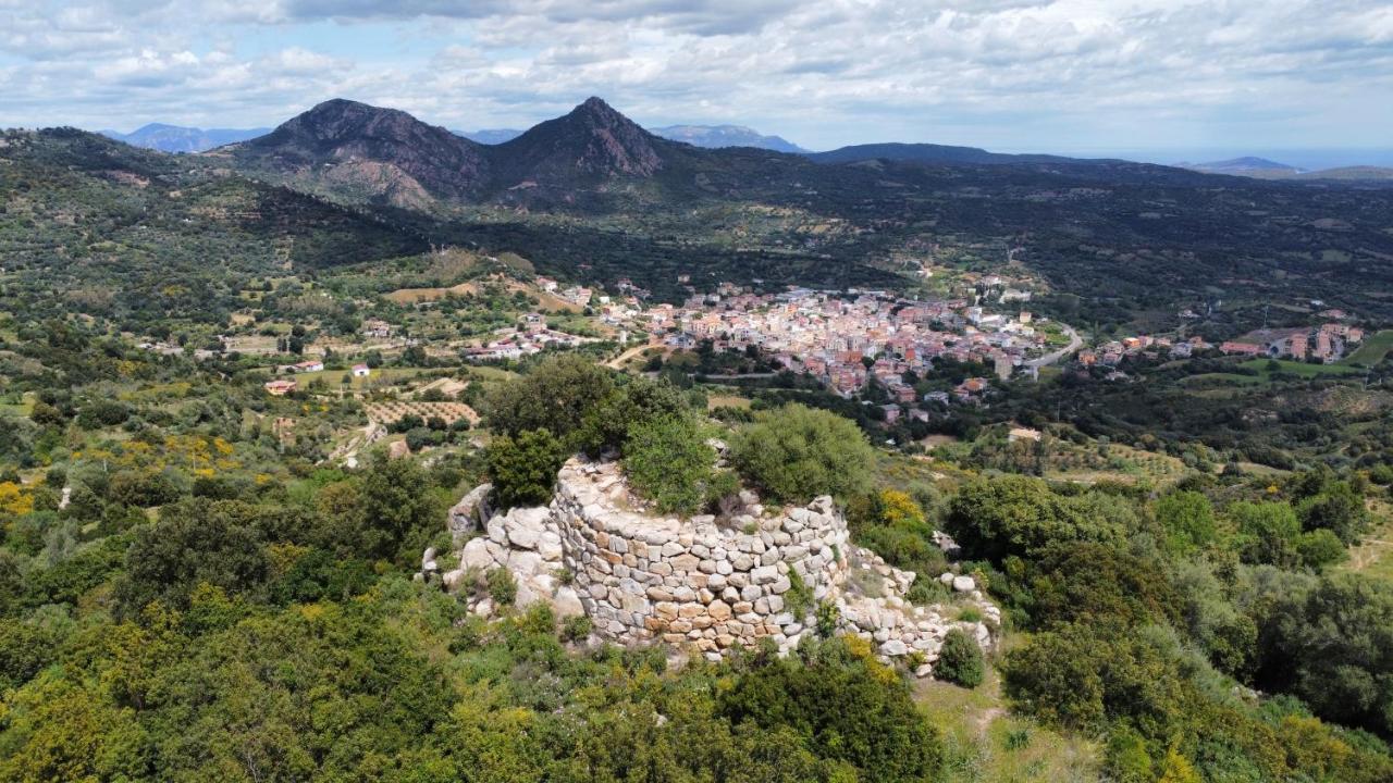 La Corte Dei Baroni Loceri Exteriör bild